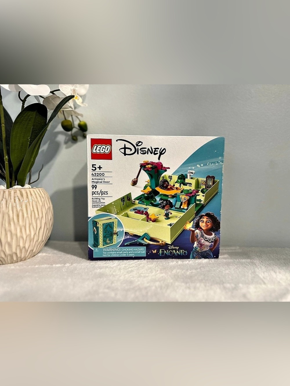 NIB LEGO Antonio's Magical Door Disney Encanto Set Green & Blue